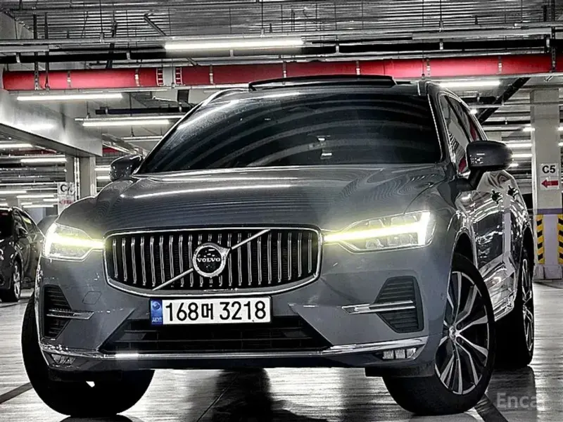 2021 Volvo XC60 с пробегом 47 913 км