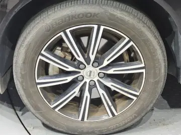 2019 Volvo XC60 с пробегом 86 934 км