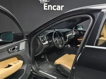 2019 Volvo XC60 с пробегом 86 934 км