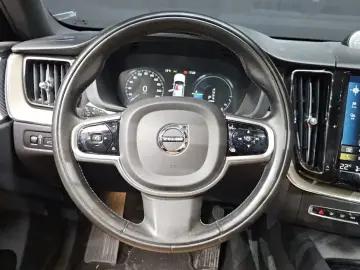 2019 Volvo XC60 с пробегом 86 934 км