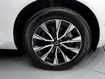 2023 Volvo XC60 с пробегом 38 793 км