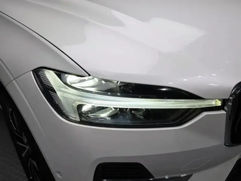 2023 Volvo XC60 с пробегом 38 793 км