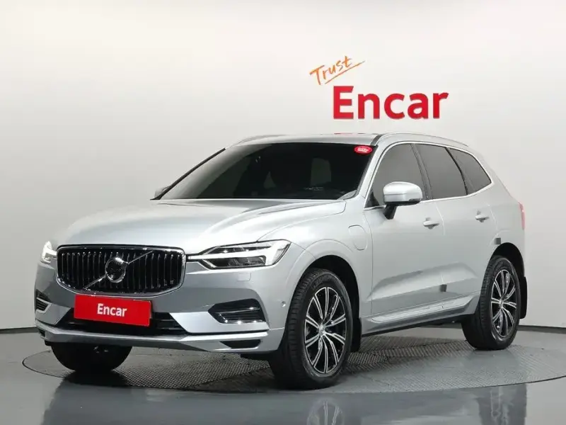 2020 Volvo XC60 с пробегом 39 883 км