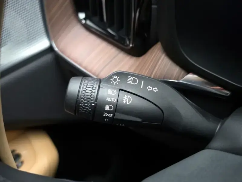 2023 Volvo XC60 с пробегом 38 793 км