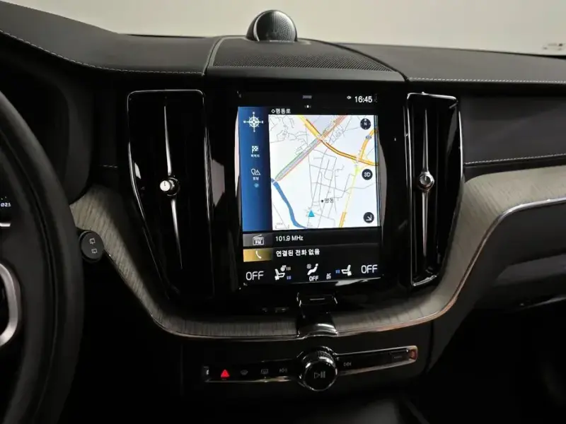 2020 Volvo XC60 с пробегом 39 883 км