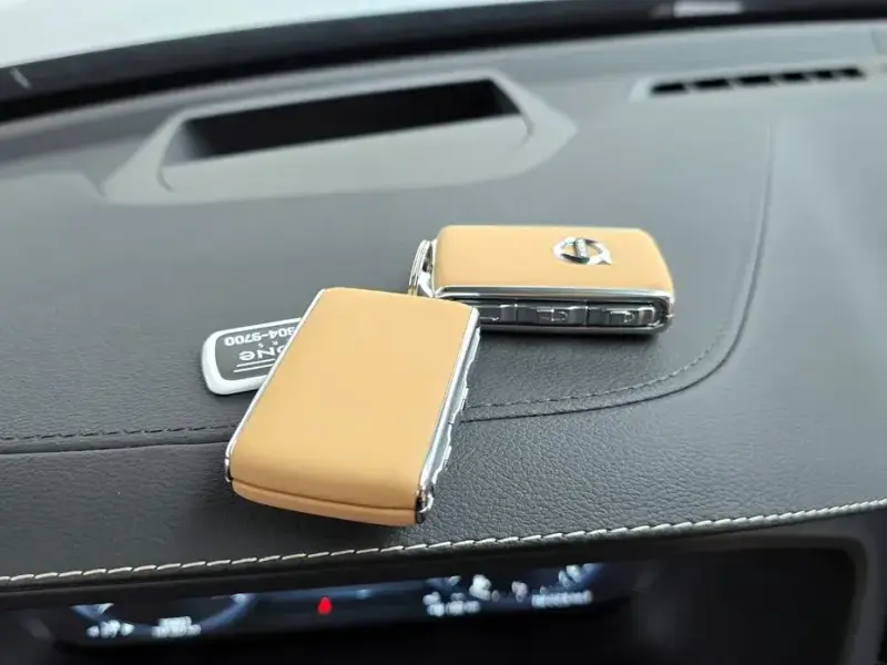 2020 Volvo XC60 с пробегом 39 883 км