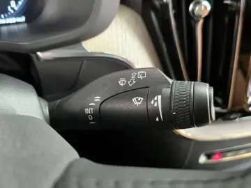 2020 Volvo XC60 с пробегом 39 883 км