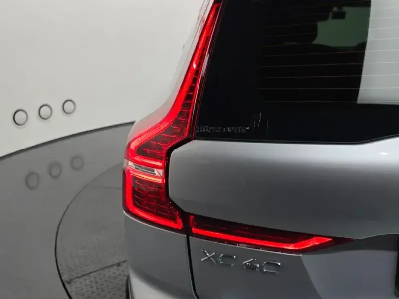 2020 Volvo XC60 с пробегом 39 883 км