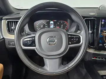 2017 Volvo XC60 с пробегом 132 533 км