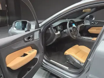 2019 Volvo XC60 с пробегом 90 158 км