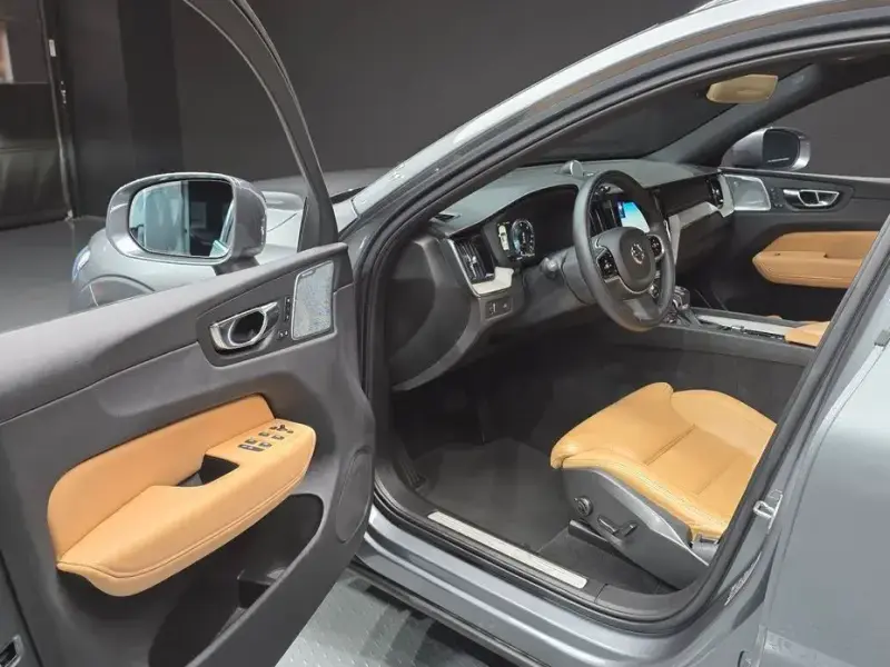 2019 Volvo XC60 с пробегом 90 158 км