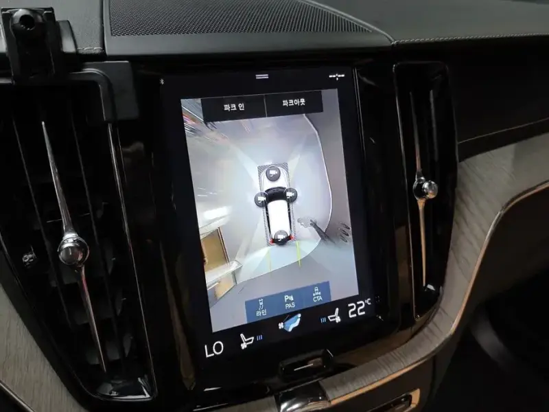 2019 Volvo XC60 с пробегом 90 158 км