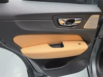 2019 Volvo XC60 с пробегом 90 158 км