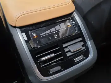 2019 Volvo XC60 с пробегом 90 158 км