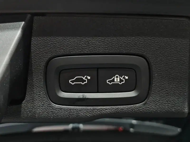 2019 Volvo XC60 с пробегом 90 158 км