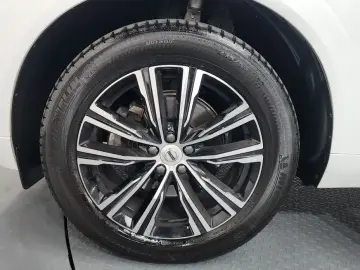 2022 Volvo XC60 с пробегом 41 134 км