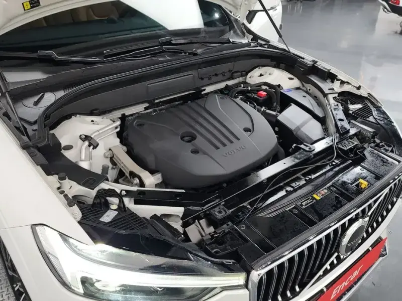 2022 Volvo XC60 с пробегом 41 134 км