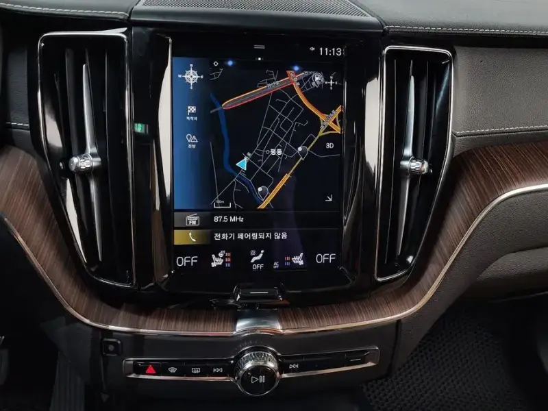 2021 Volvo XC60 с пробегом 86 899 км