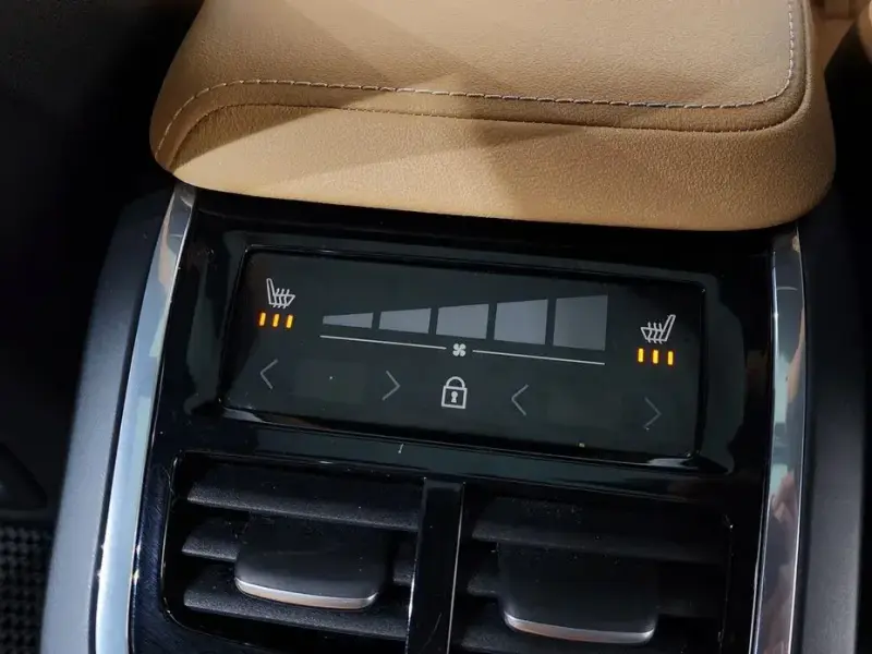 2021 Volvo XC60 с пробегом 86 899 км