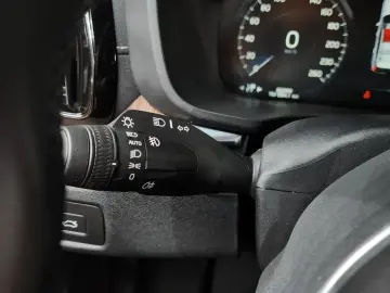 2021 Volvo XC60 с пробегом 86 899 км