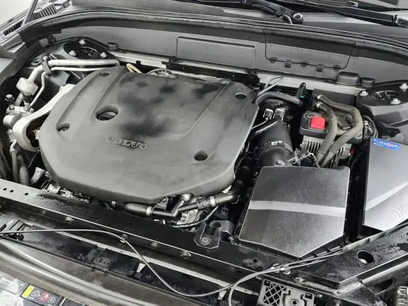 2021 Volvo XC60 с пробегом 95 255 км