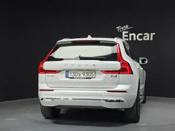 2022 Volvo XC60 с пробегом 53 166 км