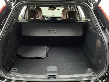2021 Volvo XC60 с пробегом 95 255 км
