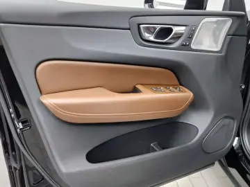2021 Volvo XC60 с пробегом 95 255 км