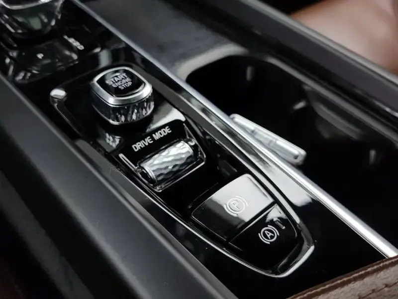 2021 Volvo XC60 с пробегом 95 255 км