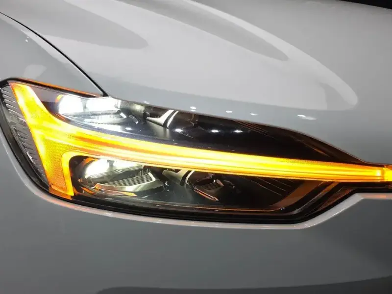 2022 Volvo XC60 с пробегом 53 166 км