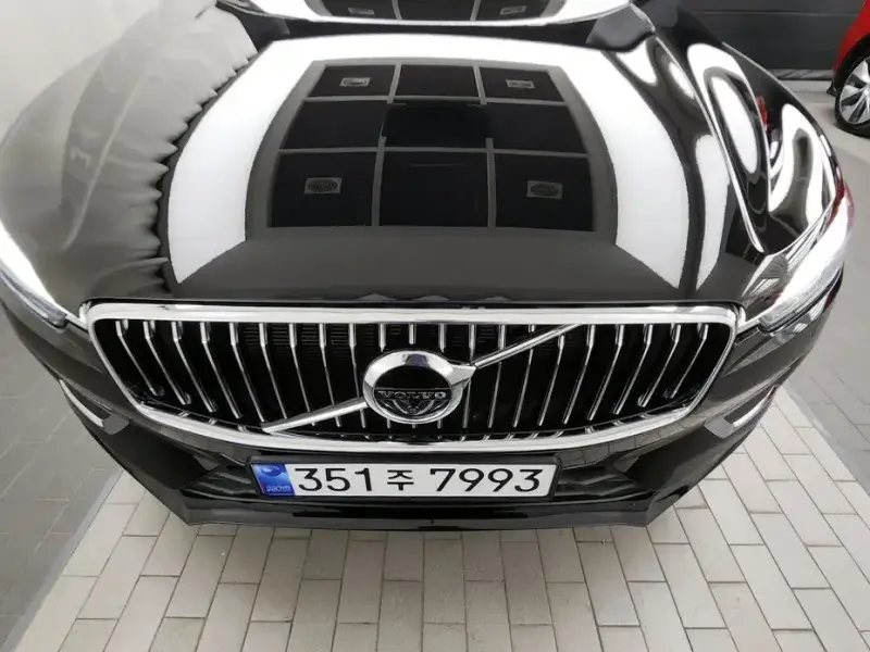 2021 Volvo XC60 с пробегом 95 255 км