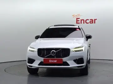 2020 Volvo XC60 с пробегом 83 825 км