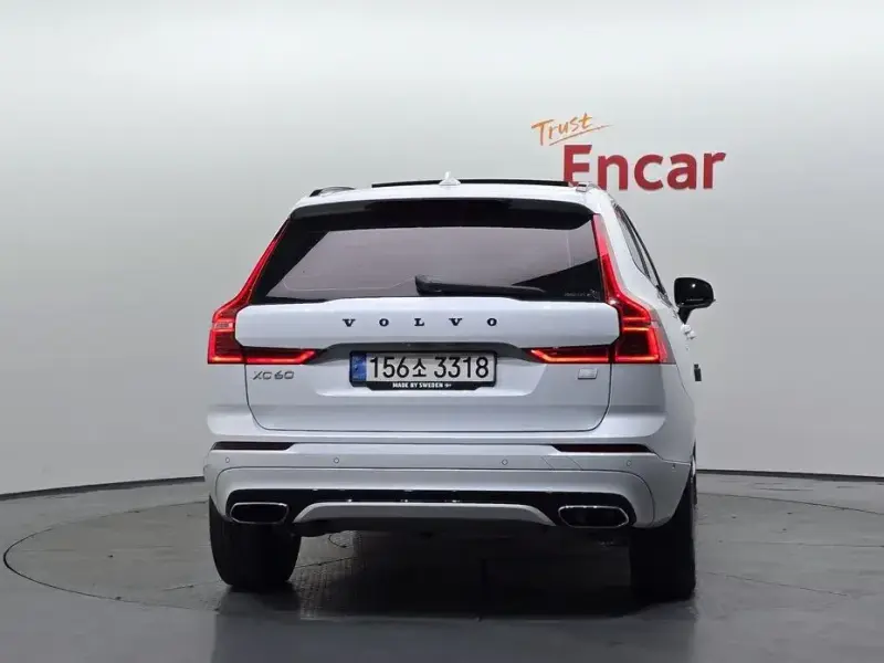 2020 Volvo XC60 с пробегом 83 825 км