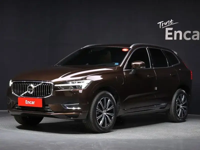 2021 Volvo XC60 с пробегом 69 667 км