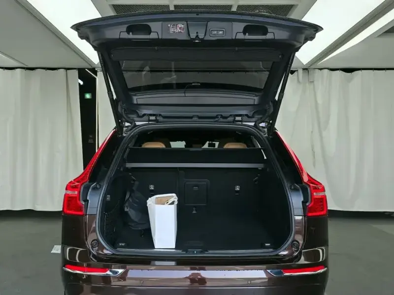 2021 Volvo XC60 с пробегом 69 667 км