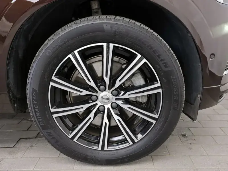 2021 Volvo XC60 с пробегом 69 667 км
