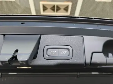 2021 Volvo XC60 с пробегом 69 667 км