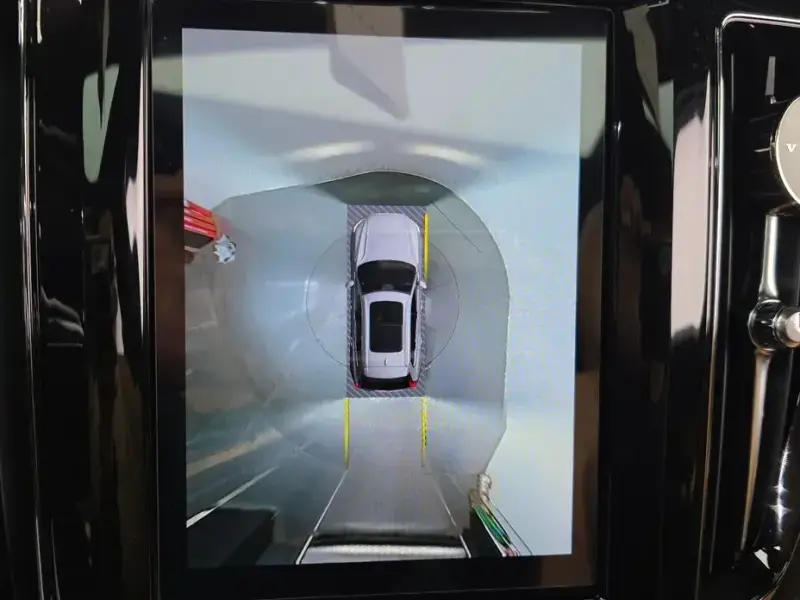 2022 Volvo XC60 с пробегом 41 178 км