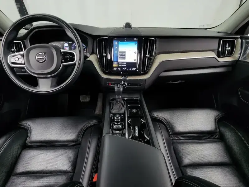 2018 Volvo XC60 с пробегом 71 059 км