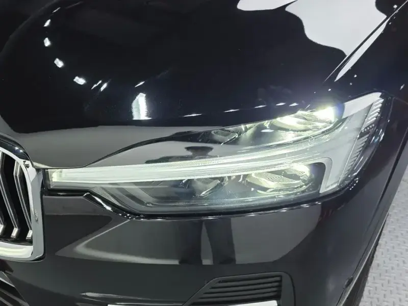 2022 Volvo XC60 с пробегом 41 178 км