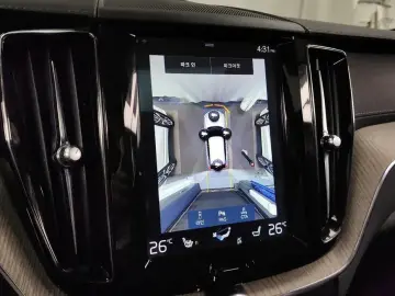 2018 Volvo XC60 с пробегом 71 059 км
