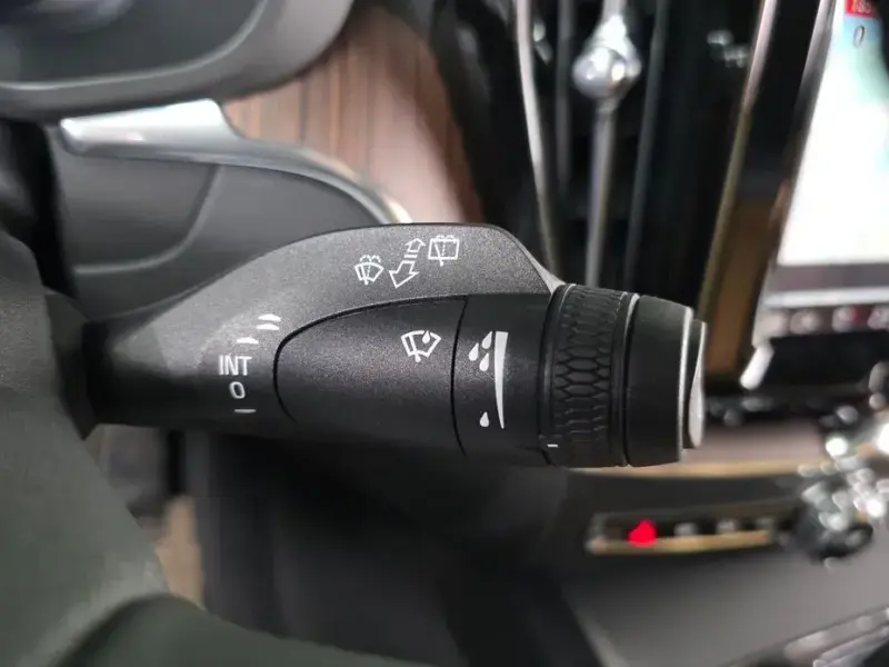 2022 Volvo XC60 с пробегом 41 178 км