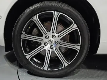 2020 Volvo XC60 с пробегом 123 203 км