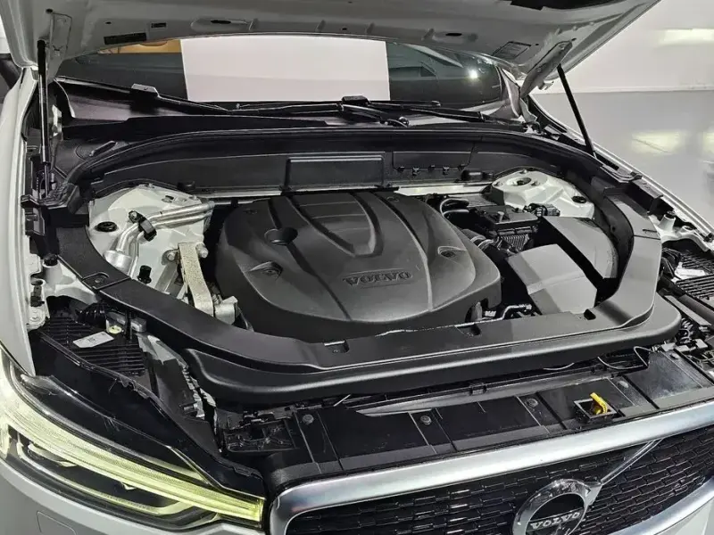 2020 Volvo XC60 с пробегом 123 203 км