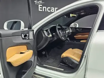 2020 Volvo XC60 с пробегом 125 226 км
