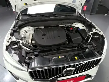 2022 Volvo XC60 с пробегом 22 102 км