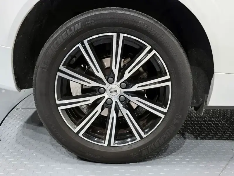 2021 Volvo XC60 с пробегом 54 506 км