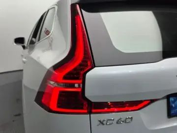 2021 Volvo XC60 с пробегом 54 506 км
