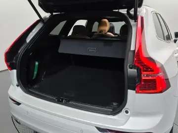 2021 Volvo XC60 с пробегом 54 506 км
