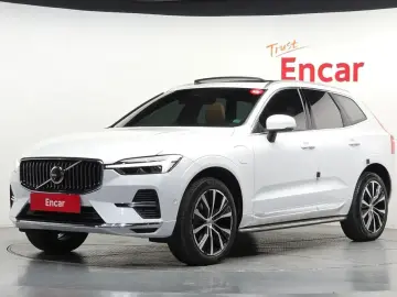2022 Volvo XC60 с пробегом 22 304 км
